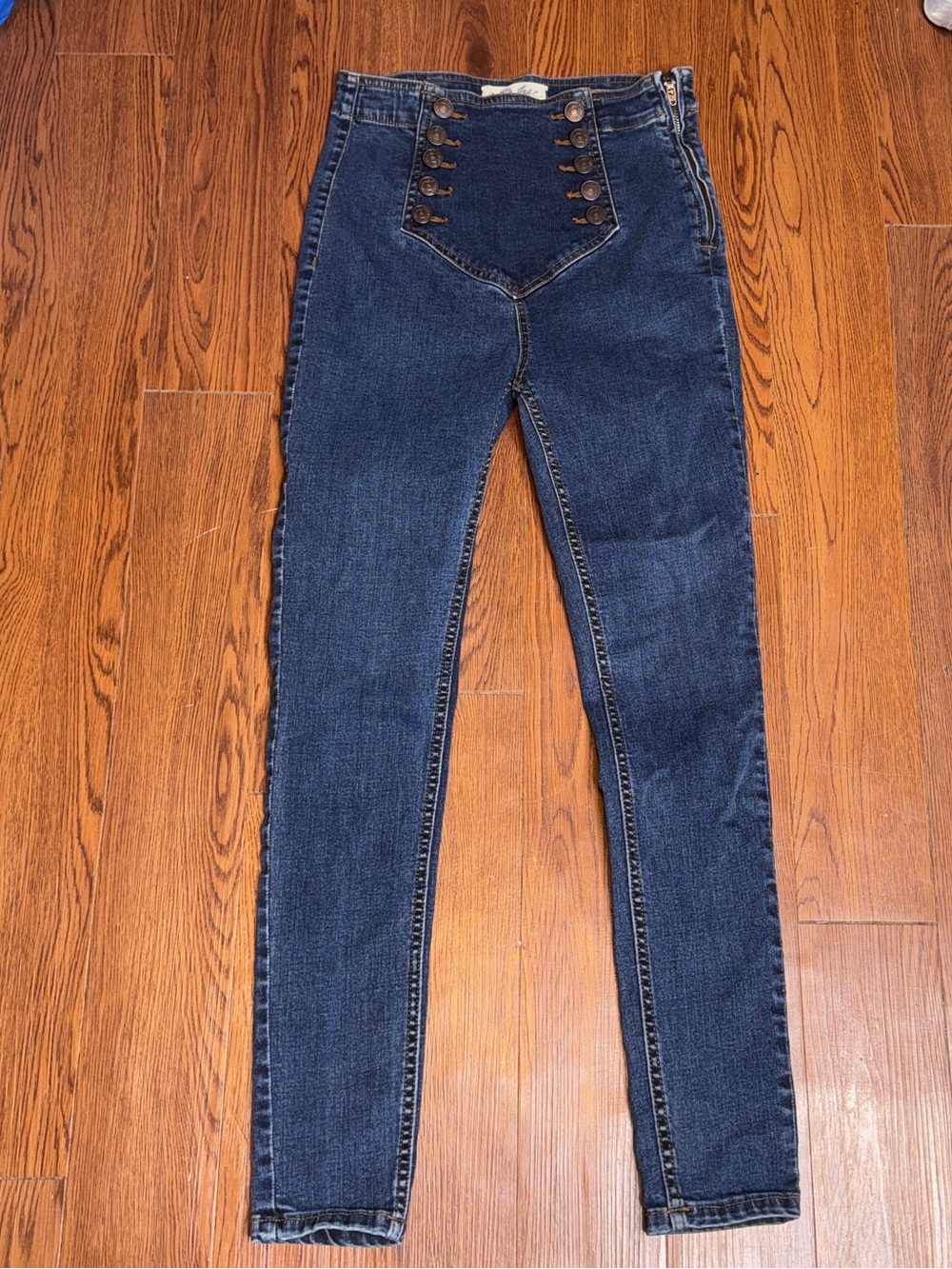 We The Free high rise pull on skinny jean women’s size 26 steampunk military